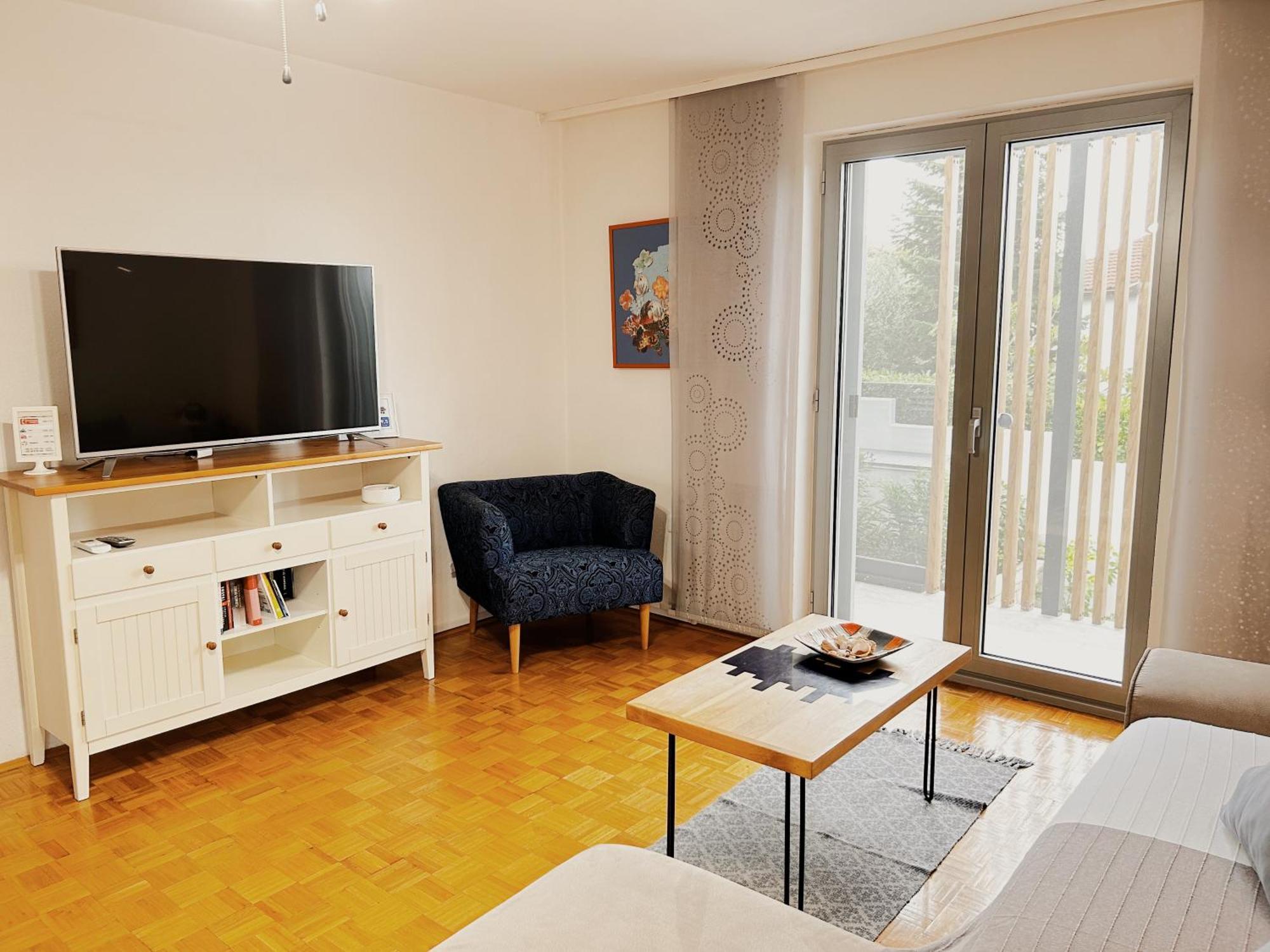 Sunny House Apartment Zambratija  Ngoại thất bức ảnh